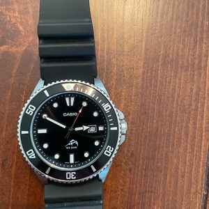 Casio Men's MDV106-1AV 200 M WR Black Dive Watch (MDV106-1A)